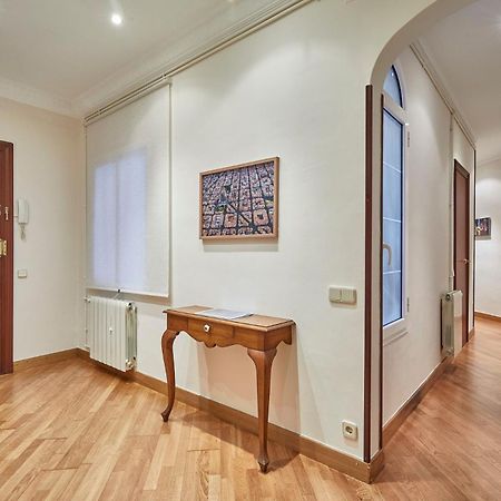 Bbarcelona Gaudi Avenue Flat Leilighet Eksteriør bilde